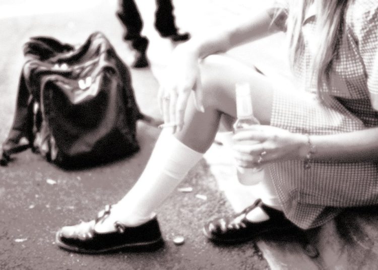Embarazos y alcoholismo los dos problemas más frecuentes en jóvenes