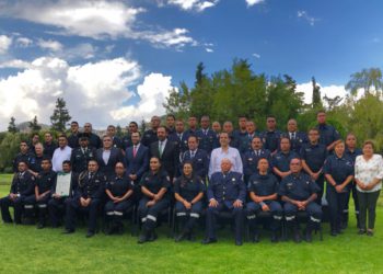 Tendrán aumento salarial bomberos del estado