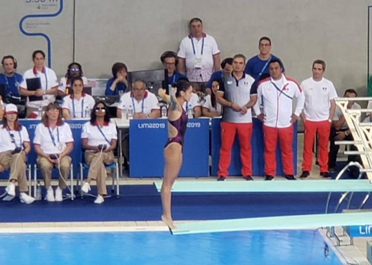 Paola Espinosa gana bronce en trampolín 1 metro