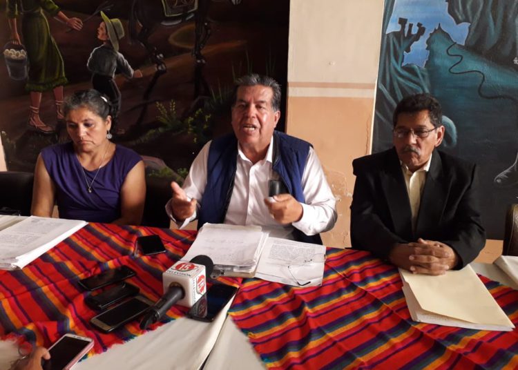 Demandan penal, civil y administrativamente a presidente municipal de Vetagrande