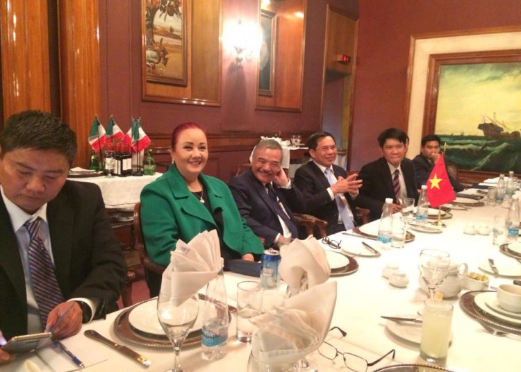 Legisladores del PT se reúnen con embajador y el viceministro de Vietnam