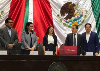 Entrega SHCP, Paquete Económico 2020 al Congreso