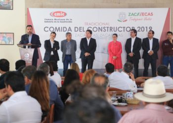 Tello y constructores buscarán más obra pública en Zacatecas