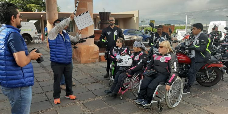 Motociclistas con discapacidad, emprenden viaje a la Ciudad de México