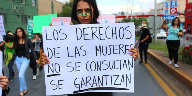 Marchan por la despenalización del aborto