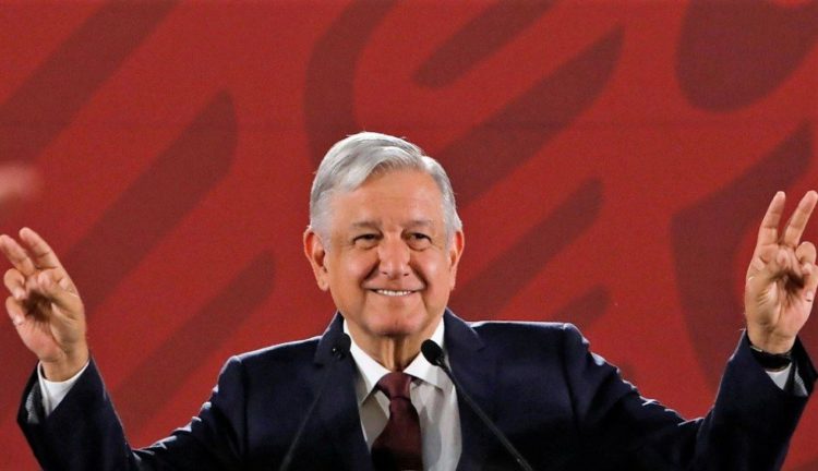 “No fue la CNTE, fui yo”; alega AMLO sobre otorgamiento de plazas automáticas