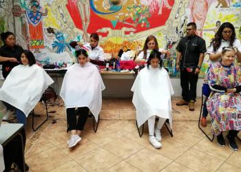 Recolectan cabello alumnos de la UAZ para mujeres y niños con cáncer