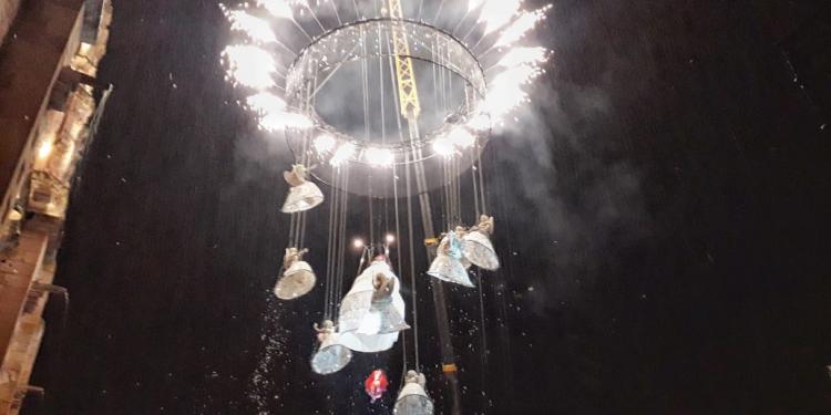 Deslumbra Theater Tol en la inauguración de teatro de calle