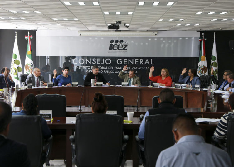 Aprueba IEEZ comisión especial para el voto de zacatecanos en el extranjero