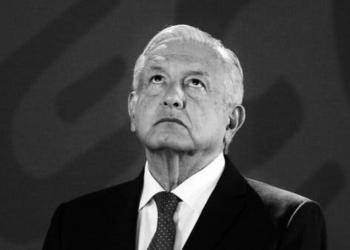 Código político: Crisis de mando