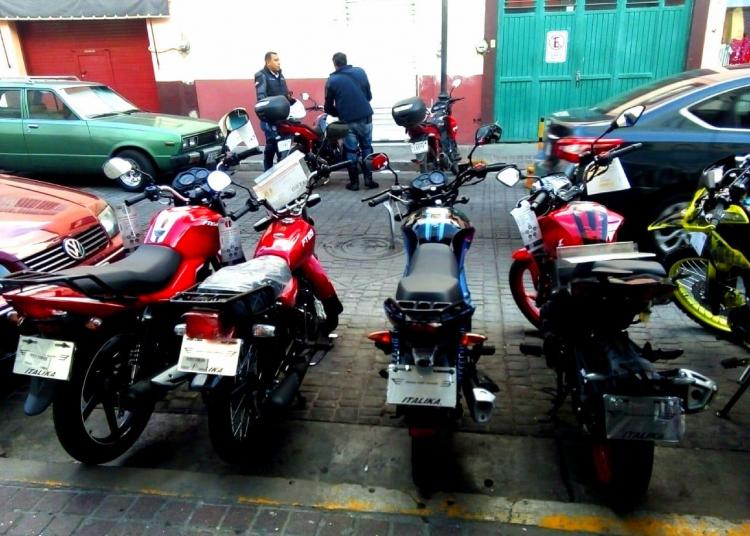Logra programa gubernamental regularizar 2 mil 500 motocicletas en 2 semanas