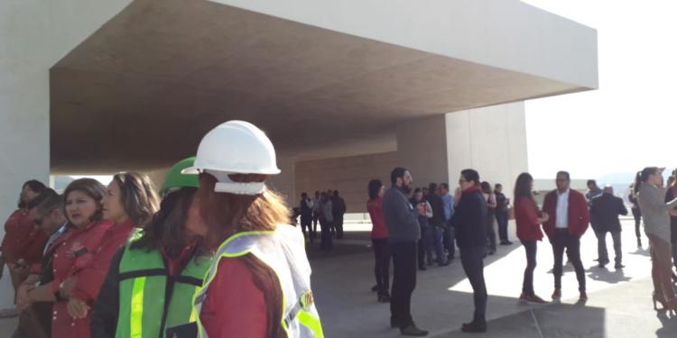 Alarma de incendio provoca movilización en Ciudad Administrativa