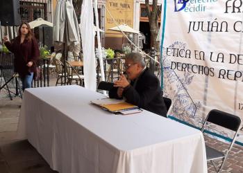 El aborto, un saco de miedos y fantasías: Fray Julián