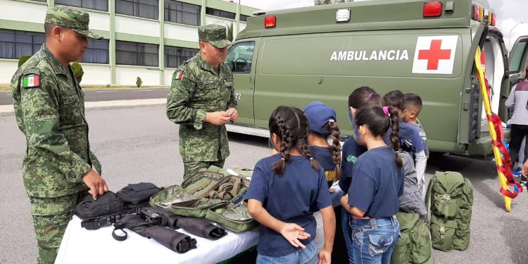 Disfrutan zacatecanos de domingo familiar en la 11° Zona Militar