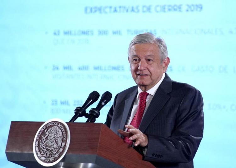 Senado da luz verde a revocación de mandato, AMLO celebra