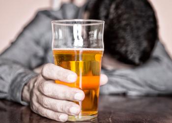 Código político: Alcoholismo y consumo de drogas en Zacatecas