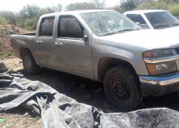 Aseguran dos vehículos abandonados en Loreto