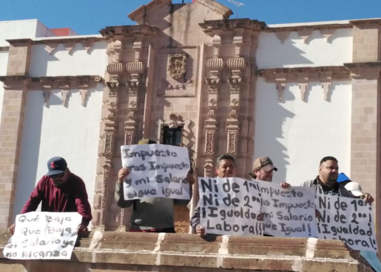 Toma SITEZ congreso del estado; denuncian incumplimiento de minuta