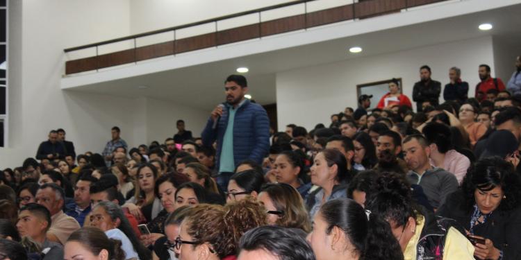 Doctor Honoris Causa Porfirio Muñoz Ledo comparte diálogo con estudiantes de Derecho