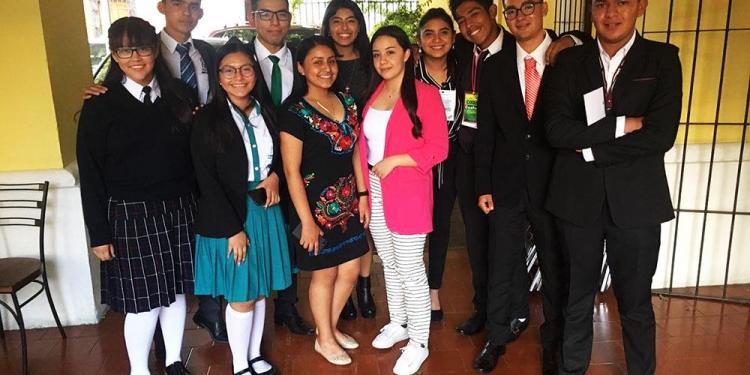 Alumno del Cobaez destaca en Concurso Nacional de Oratoria