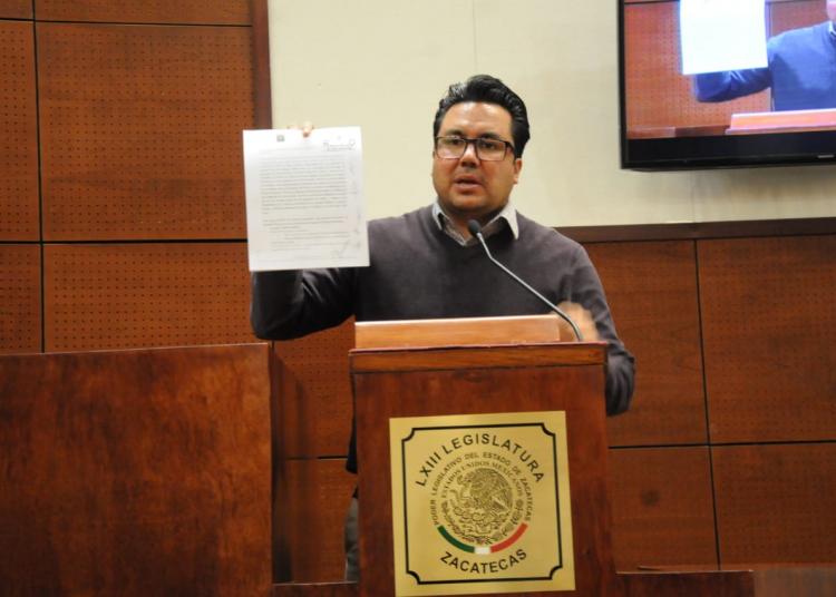 Diputado Omar Carrera Pérez, de la fracción de Morena