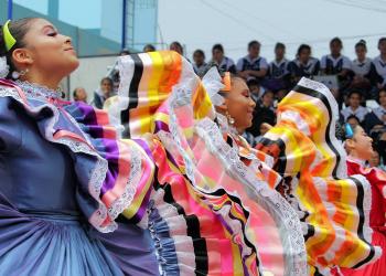 Deslumbra Zacatecas a Perú con ballet folclórico del Cecytez