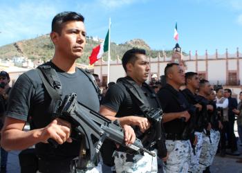 Con desfile cívico conmemoran 109 aniversario de la Revolución Mexicana