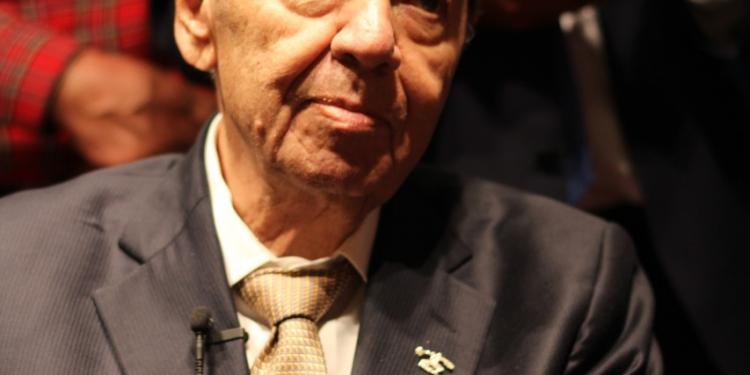 Reconocen con el Honoris Causa al Político Porfirio Muñoz Ledo