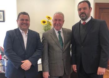 Inician gobernador y rector gestión de recursos para la UAZ