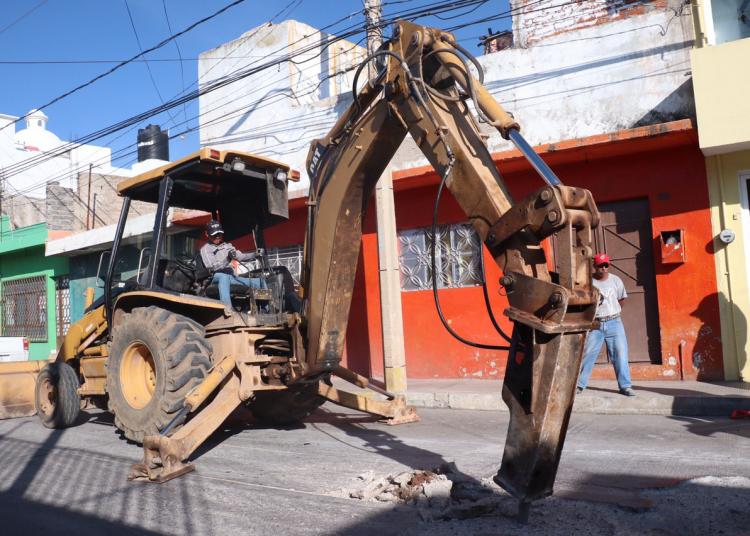 Inician programa de bacheo en Fresnillo