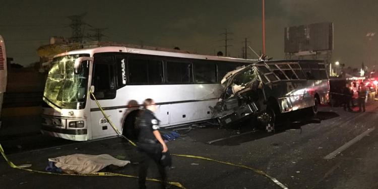 Fatal accidente en la autopista México – Pachuca; deja al menos 11 muertos