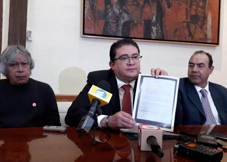 Zacatecano gana el premio nacional de Poesía Ramón López Velarde 2019