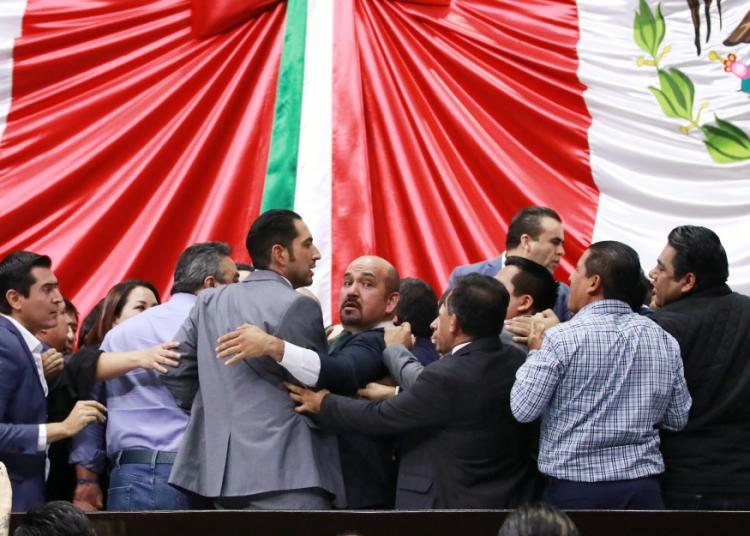 Morena y PAN protagonizan trifulca por Ley Nieto: hoy definen si es válida o no