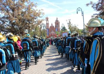 Celebran guadalupenses el regreso de “La Preladita”