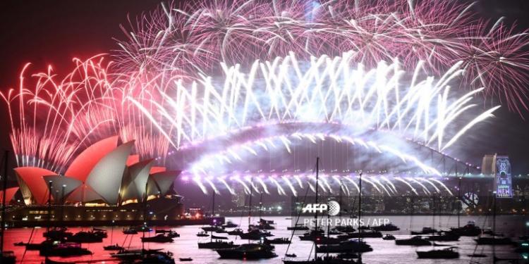 Sídney recibe año nuevo en medio de incendios forestales pero con show de pirotecnia: FOTOS