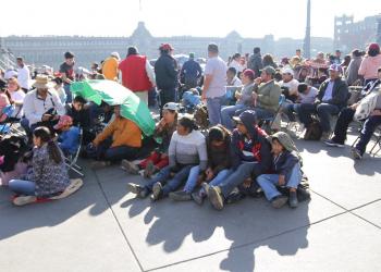 Llegan al Zócalo para “AMLO FEST”