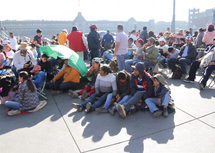 Llegan al Zócalo para “AMLO FEST”