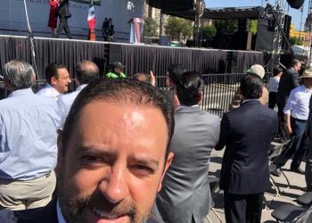 Tello acompaña AMLO en su informe