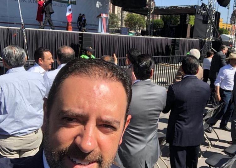 Tello acompaña AMLO en su informe