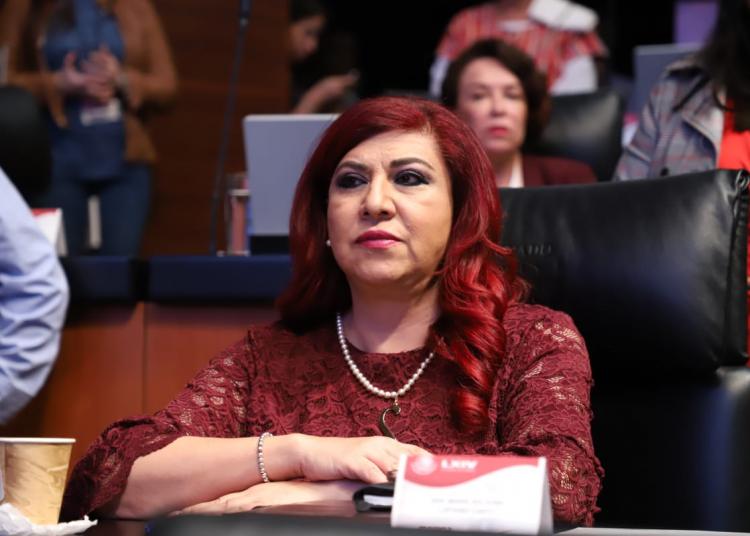 Soledad Luévano, senadora de Morena