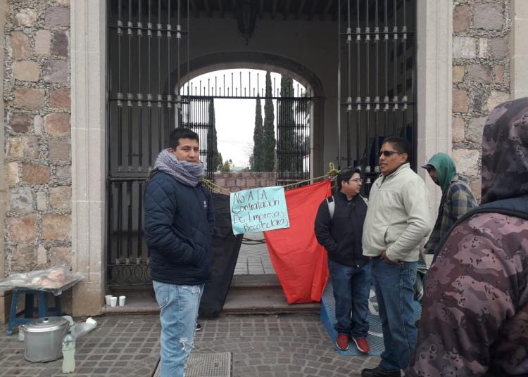 Siguen manifestaciones; afectados paran actividades en presidencia de Guadalupe