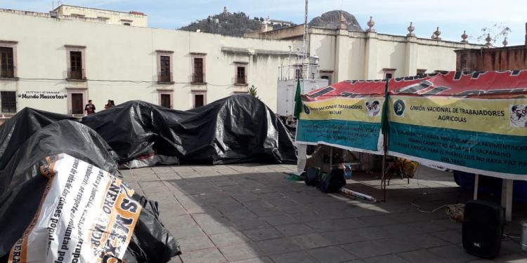 UNTA se retira inconforme con el Congreso del Estado