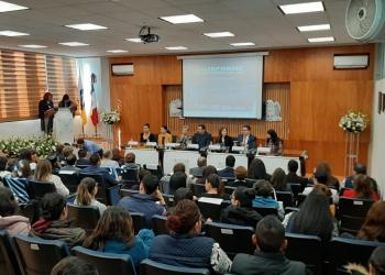 Dos alumnos de Enfermería de la UAZ galardonados a nivel nacional por excelencia