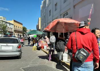 Compras de último minuto dan vida al comercio capitalino