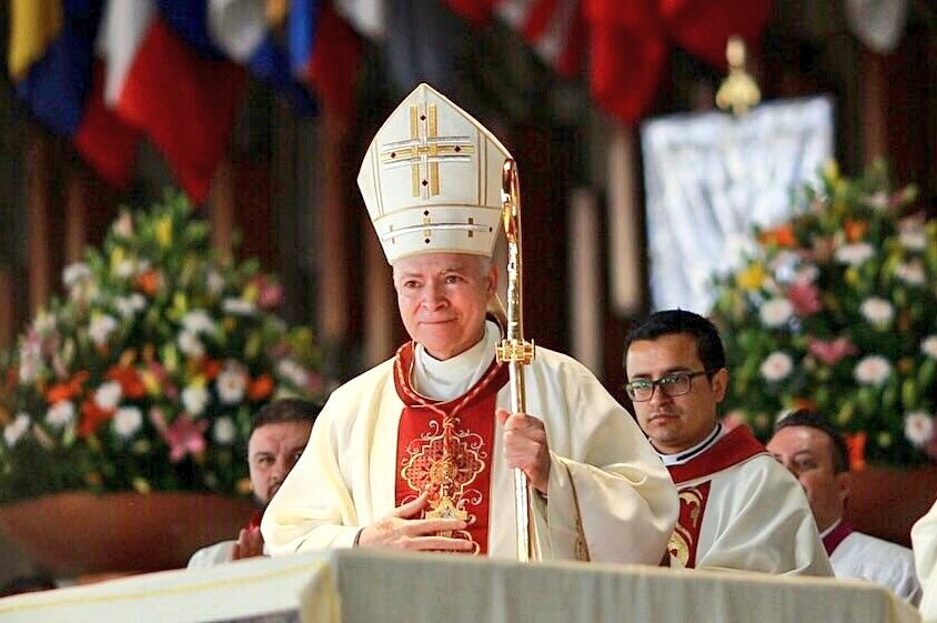 Arzobispo primado de México, Carlos Aguiar Retes