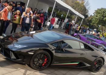 Megasubasta de autos y joyas recauda casi 80 mdp