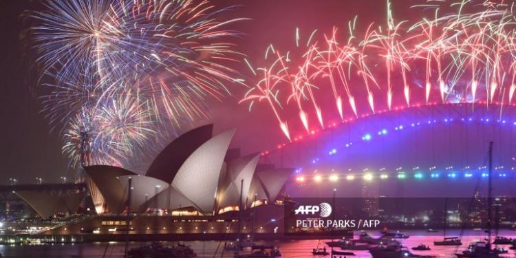 Sídney recibe año nuevo en medio de incendios forestales pero con show de pirotecnia: FOTOS