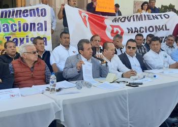 Bloqueo de taxistas por aplicaciones de transporte