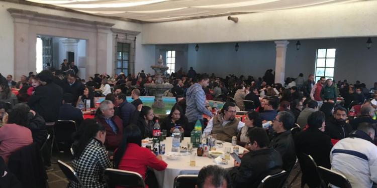 Reúne Alfredo Femat a familia política y amigos por su cumpleaños