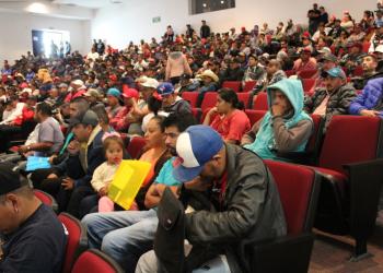 Se suman 70 trabajadores más al programa de trabajadores agrícolas temporales